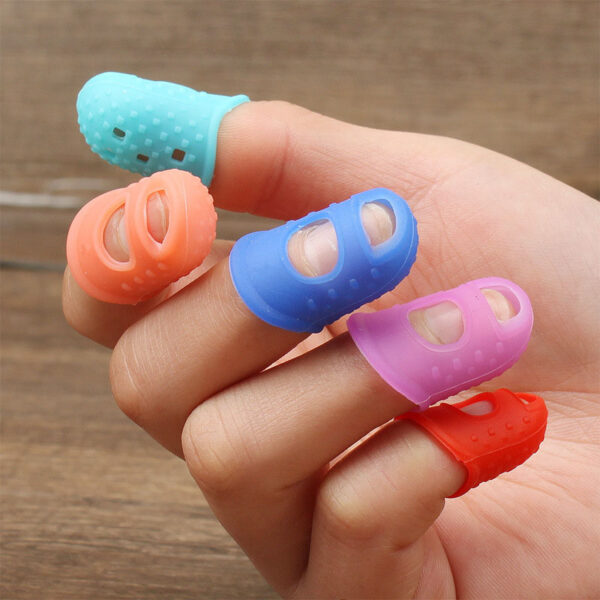 5pcs/Lot Multifunctional Silicone Thimbles Hollowed Out Breathable Protective Finger Sleeve